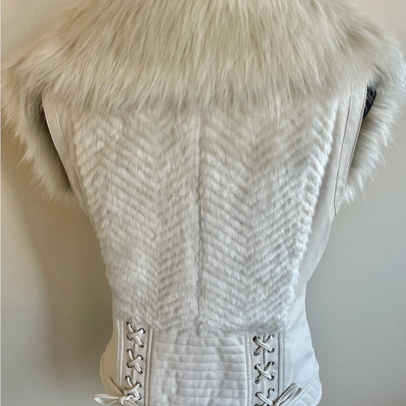 Guess Fur Vest - Picture 3 of 3